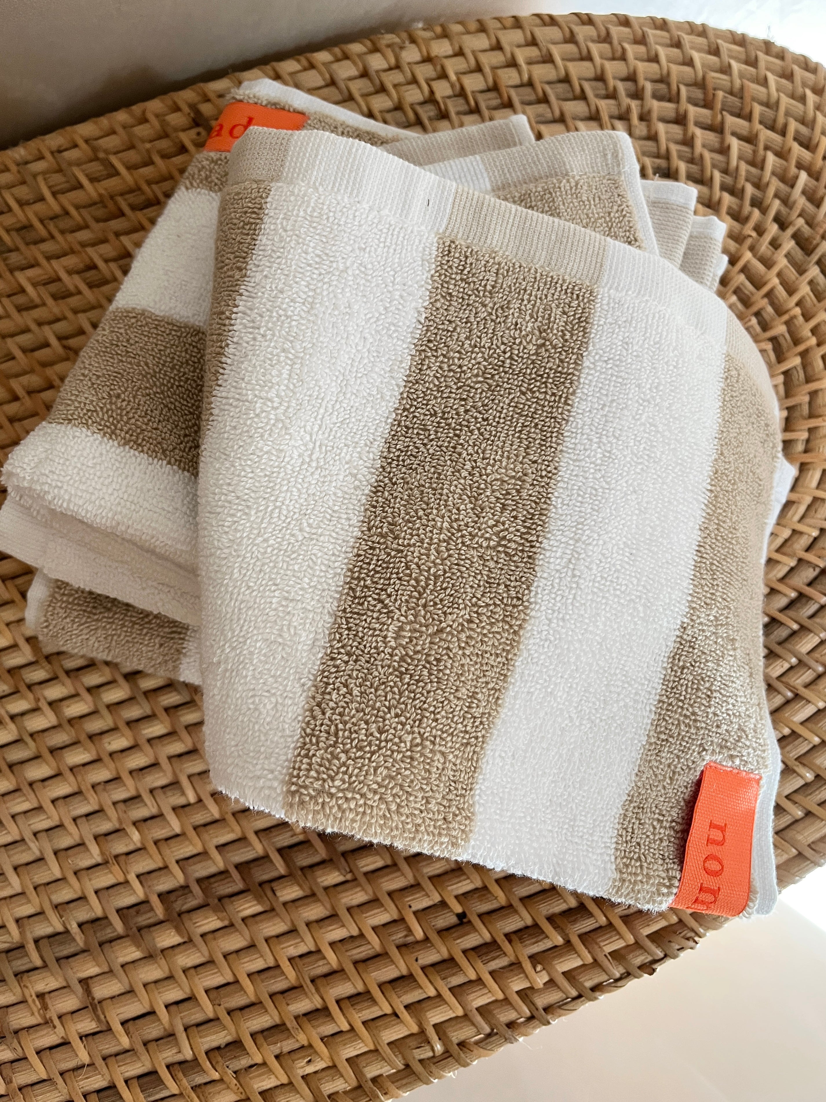 The Face Cloth 33x33 cm