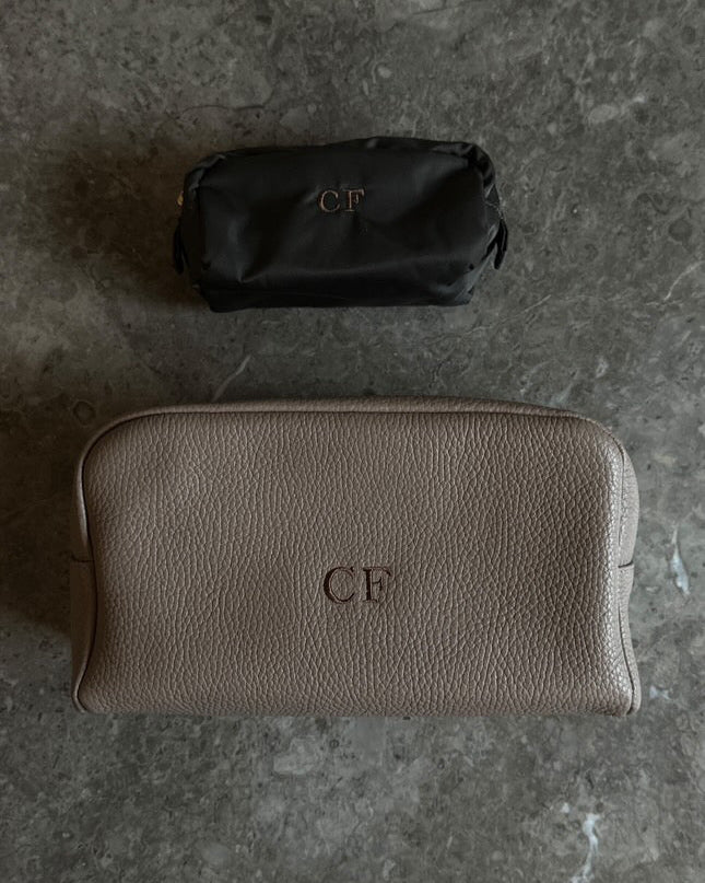 The Wash Bag - leather